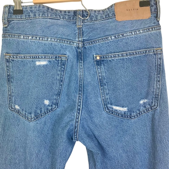 H&M &Denim Women’s Distressed Denim Button Fly Jeans Light Blue Wash Size 4 - Picture 8 of 16